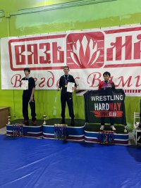 ad24bf16-5b1b-46ee-b403-95fa7a1fb582