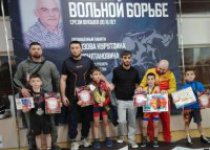 3-й межрегиональный турнир по вольной борьбе памяти заслуженного тренера Республики Дагестан Азизова Нурутдина Алисултановича.