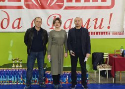 b2ce7092-3e61-47c4-be15-e35e993b4fa0