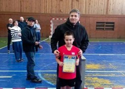 cl2FmwgmVlqYoCVGT_l_1TydhX9GFcisF_fXXJj_LbBvNhbe1gwpcQf6yaVbaB48EjTqKOoozYM3pmk2hSWiNnqQ